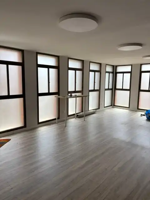 Local de lloguer en Mataró amb Aire condicionat, Calefacció i Parquet