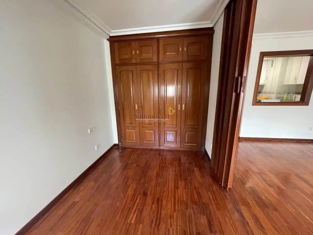 Bedroom of Apartments for rent in Vigo   with Heating and Parquet flooring