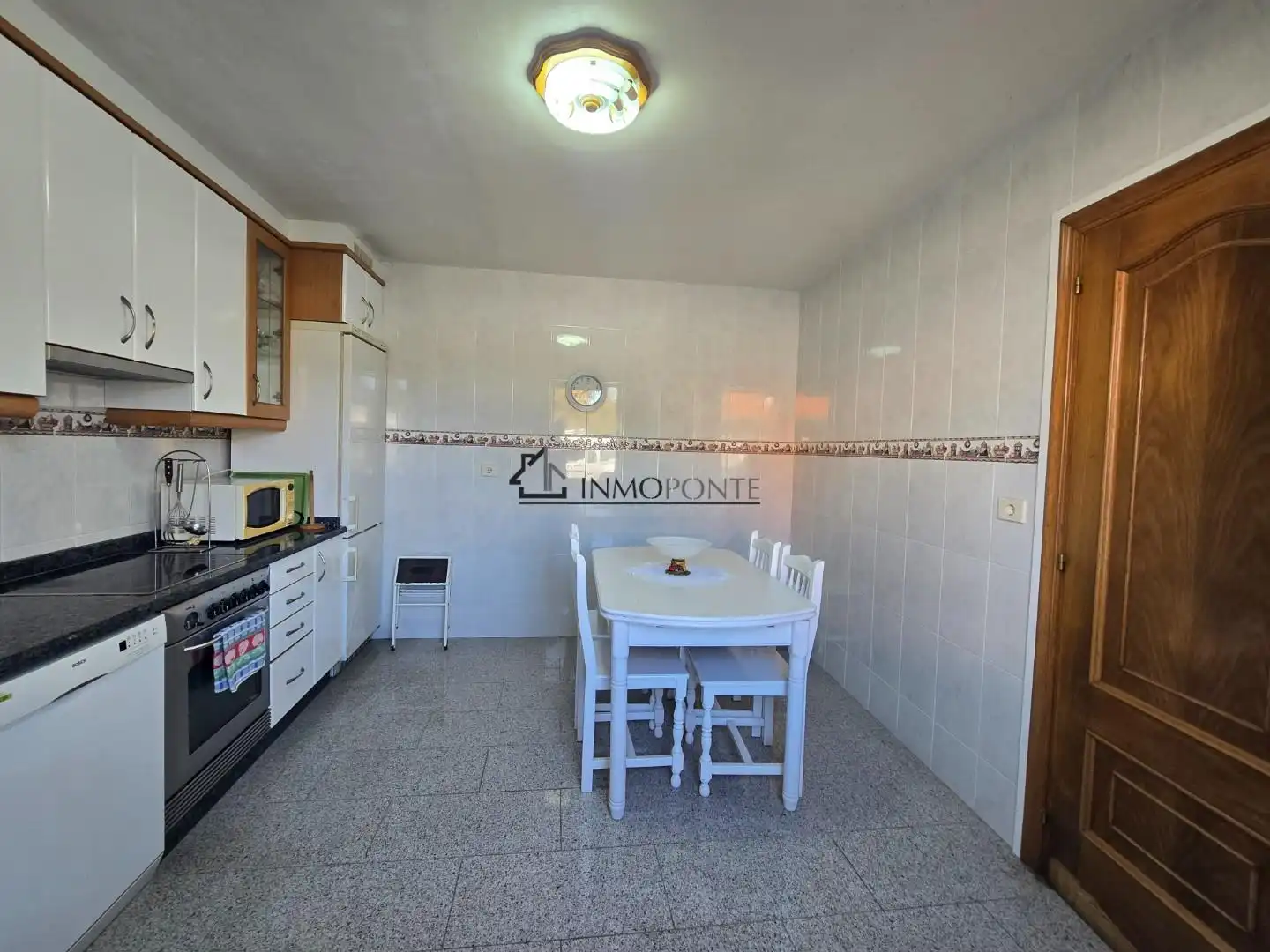Cuina de Casa o xalet en venda en Cerdedo amb Jardí privat