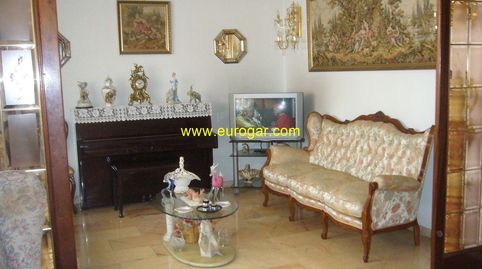 Piso de 140m2 en venta en Chiva 46370