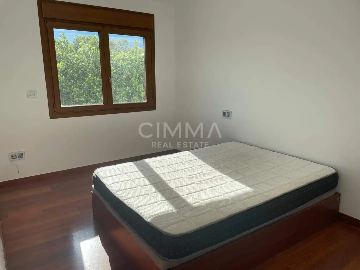 Habitación de Casa o chalet en venta en La Nucia con Aire acondicionado, Calefacción y Jardín privado