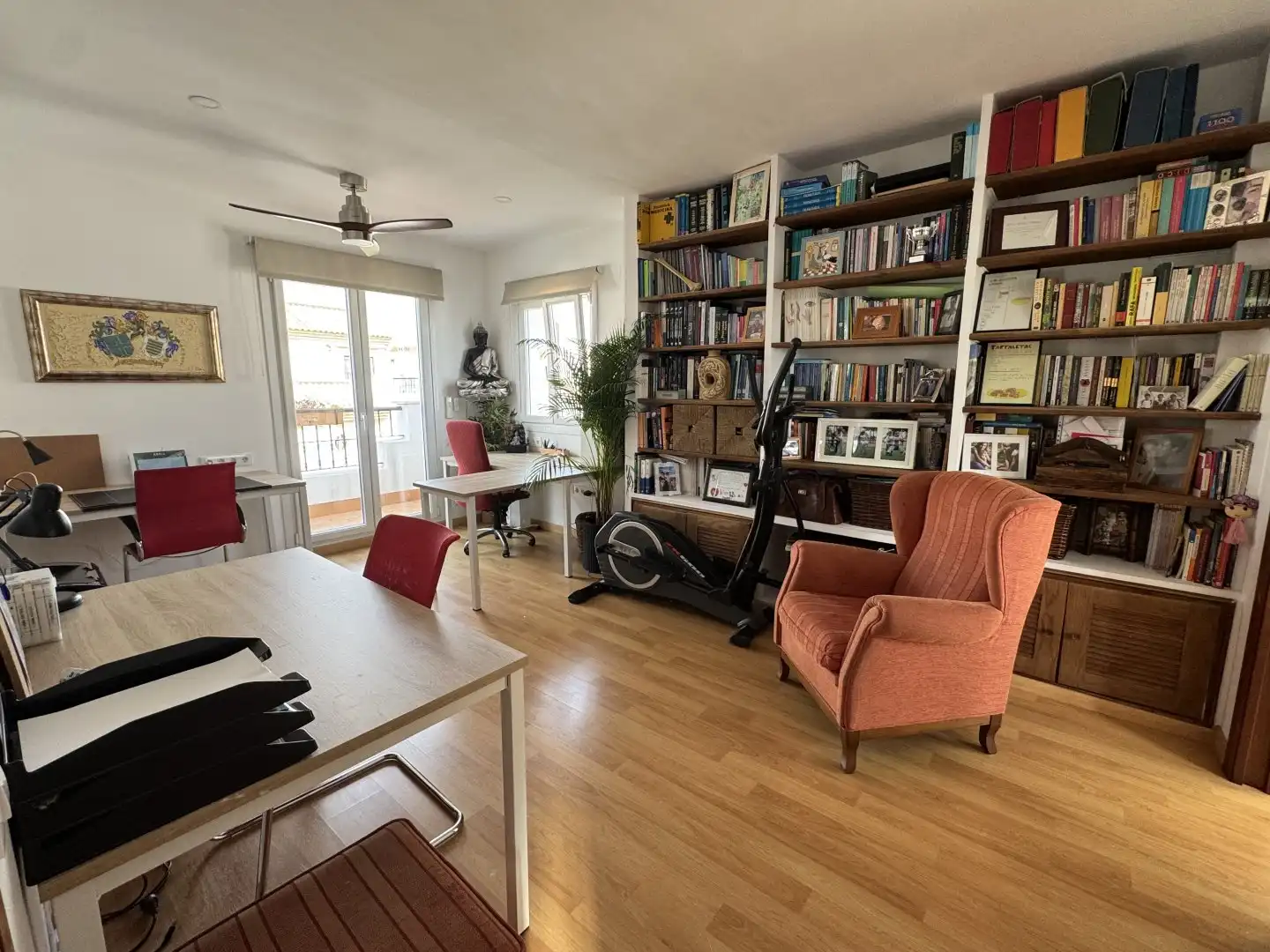 Sala de estar de Casa adosada en venta en Bormujos con Aire acondicionado, Terraza y Trastero