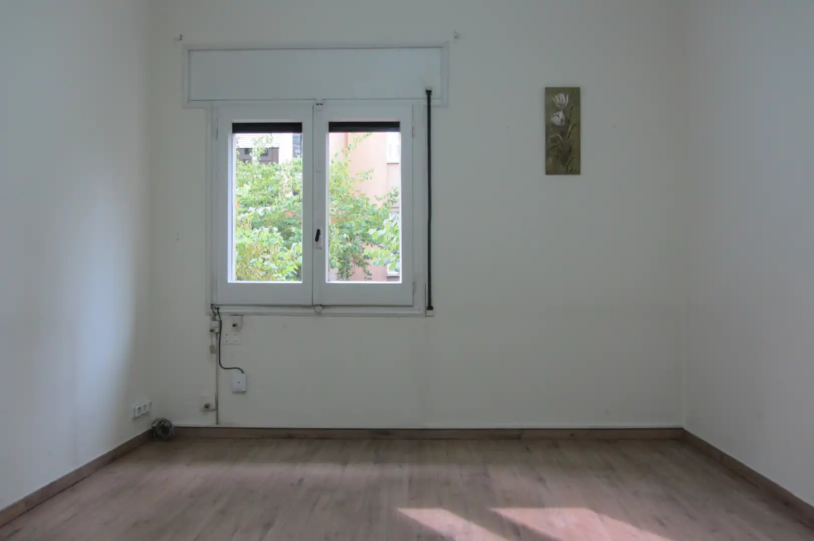 Bedroom of Office for rent in Girona  with Air Conditioner and Storage room