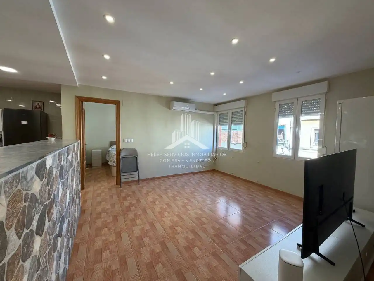 Vista exterior de Apartament en venda en Vila-real amb Parquet, Terrassa i Traster