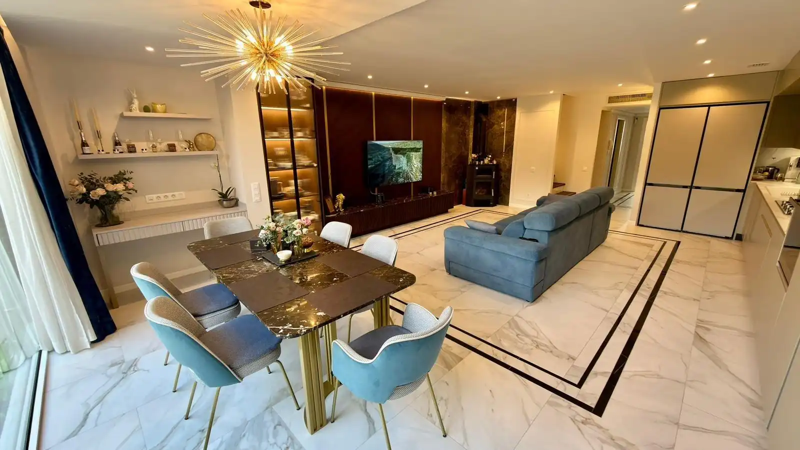 Sala de estar de Casa o chalet en venta en Alicante / Alacant con Aire acondicionado, Calefacción y Jardín privado