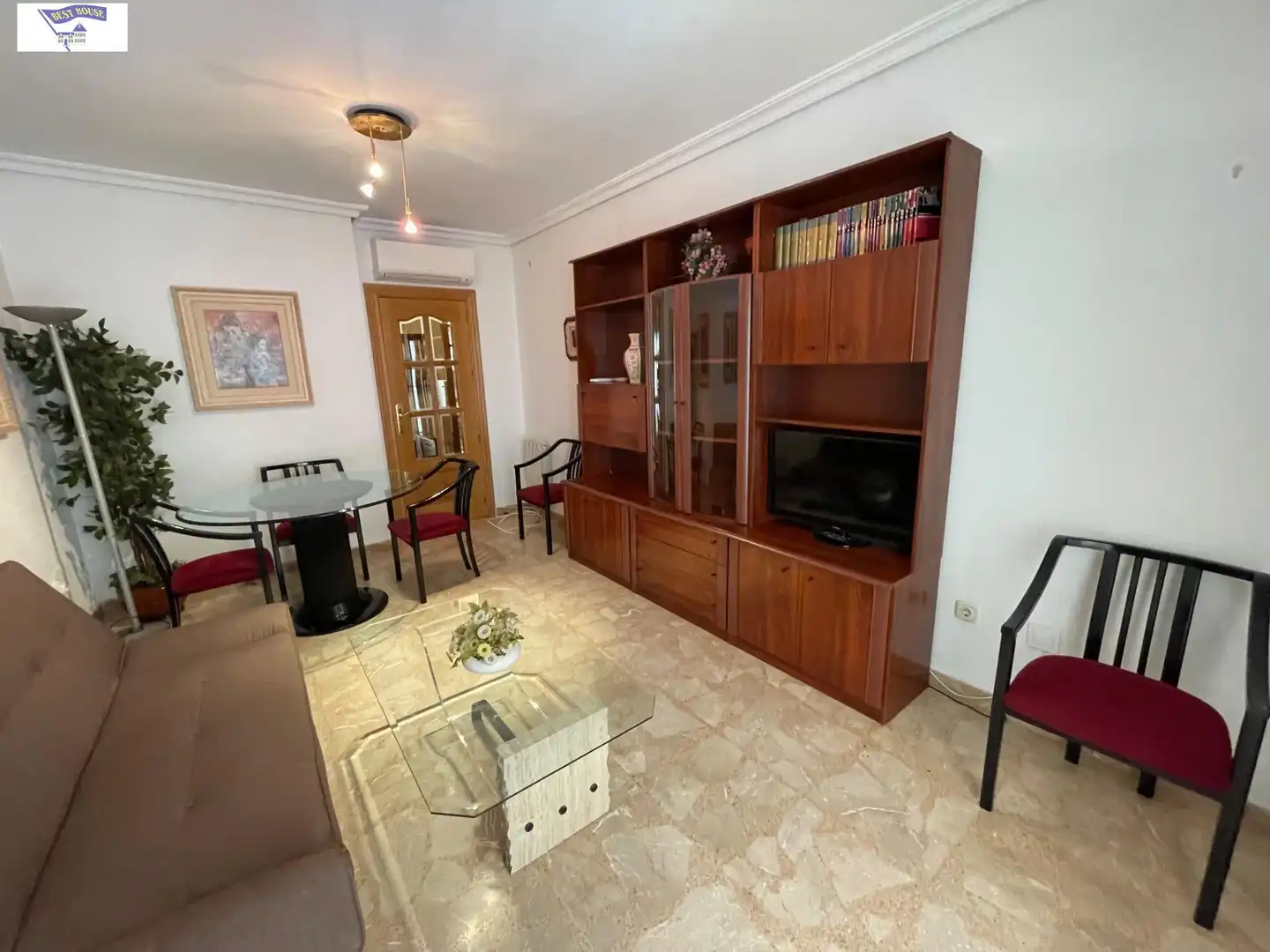 Wohnzimmer von Wohnungen zur Miete in Albacete mit Heizung, Möbliert und Balkon