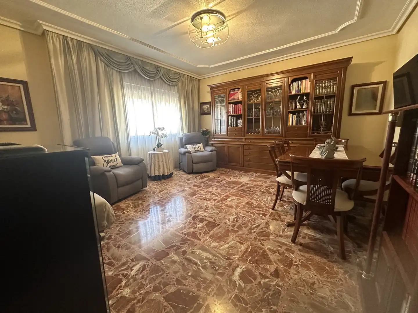 Terraced house with terrace for sale in Calle Doctor José González, imagen 2