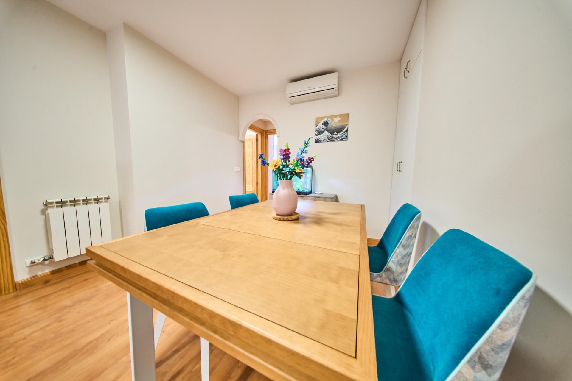 Menjador de Pis en venda en Villa de Otura amb Calefacció, Terrassa i Balcó