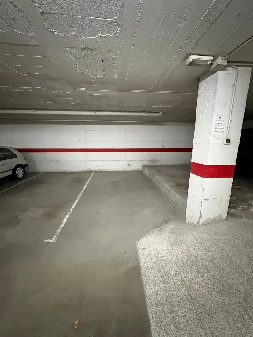 Parking of Garage for rent in Girona