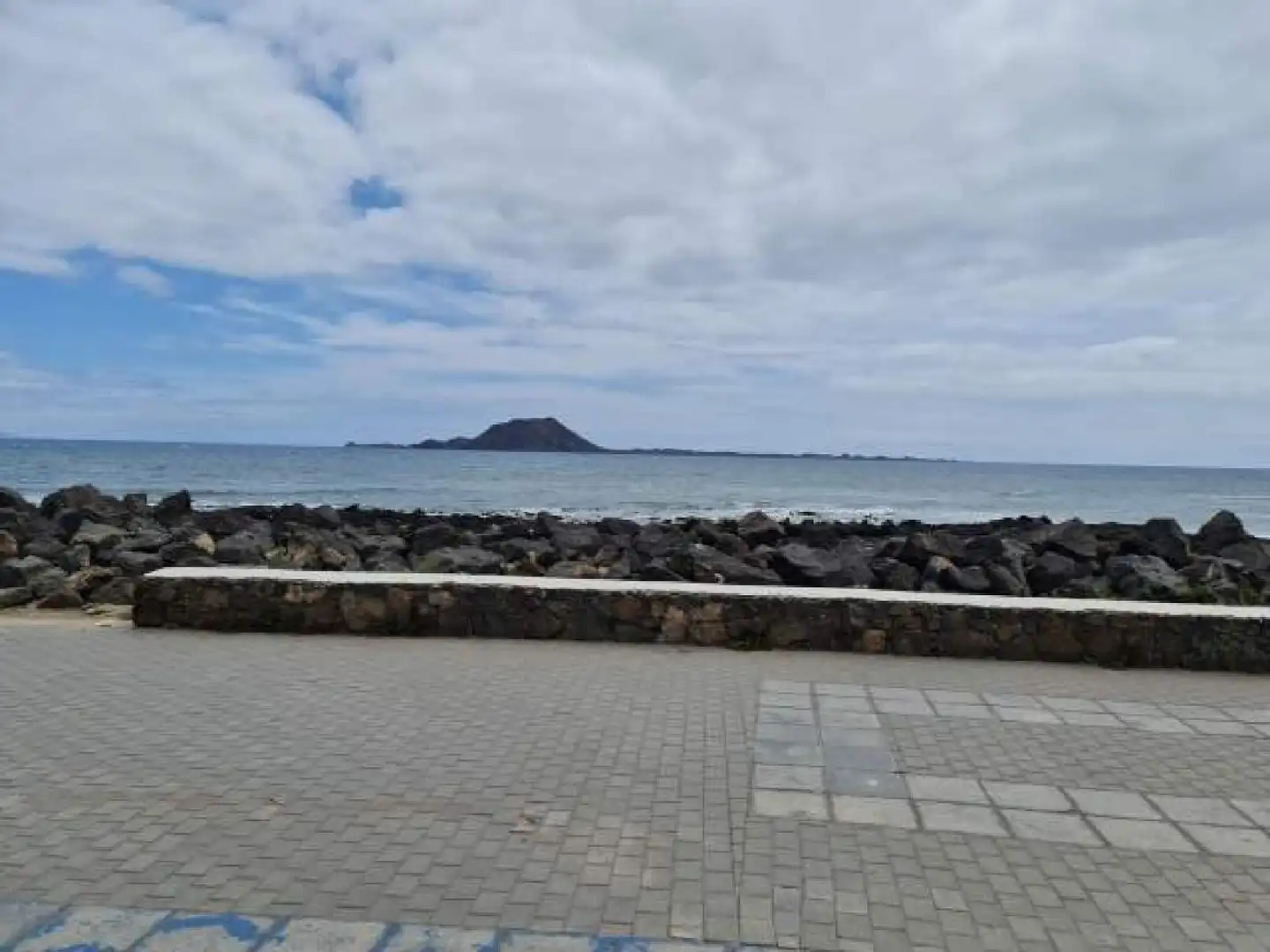 Exterior view of Flat for sale in La Oliva
