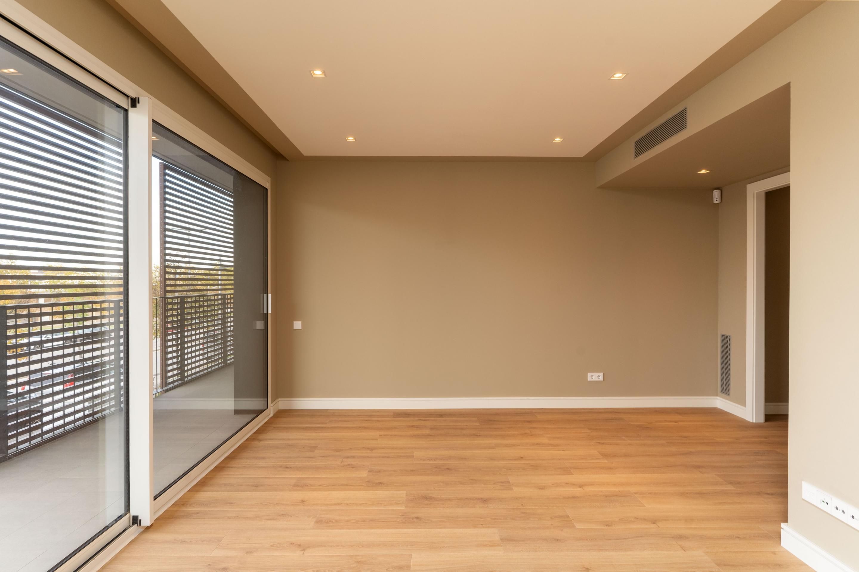 Flat for rent in Sabadell  with Private garden, Terrace and Storage room