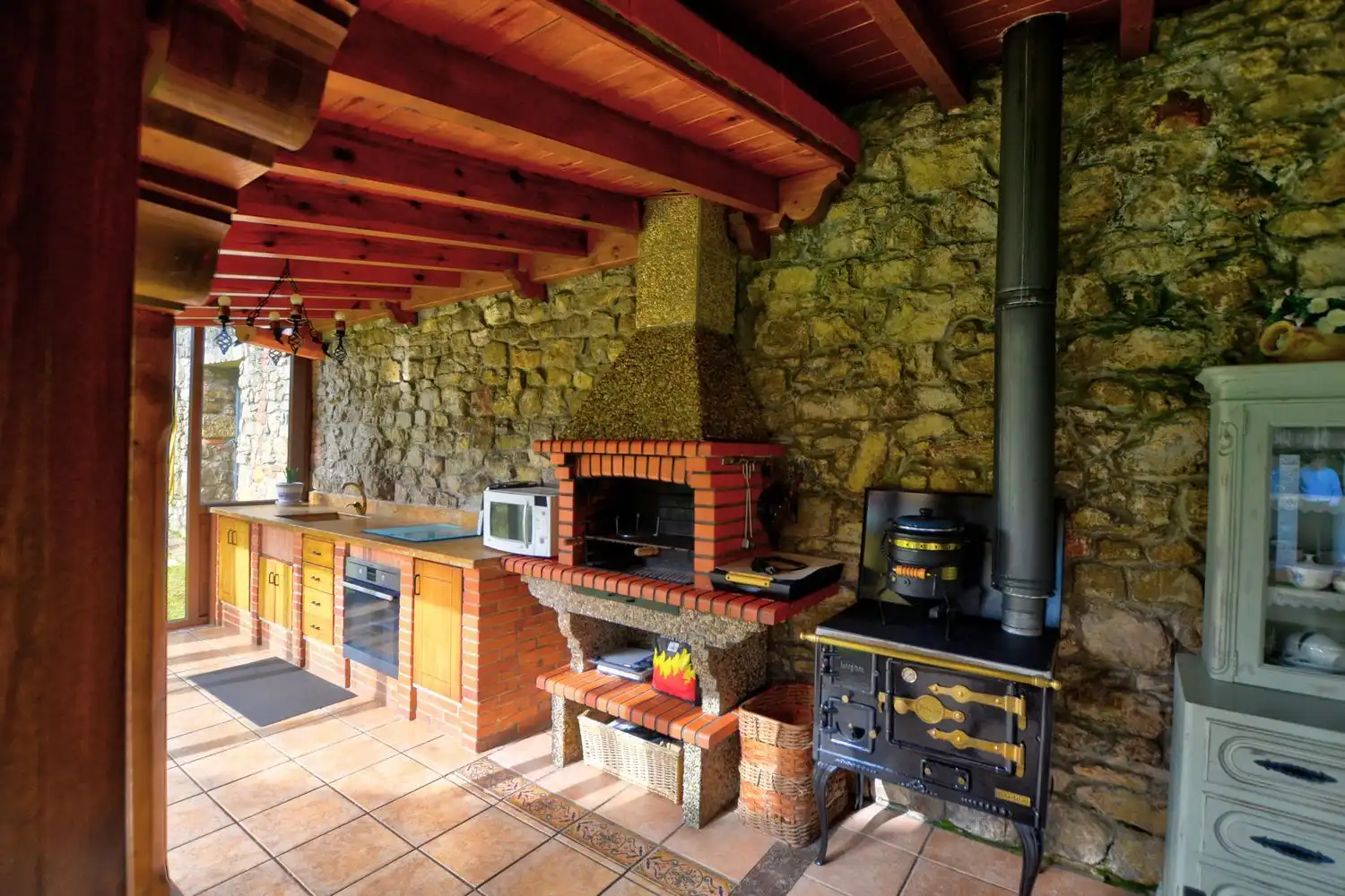 Cocina de Casa o chalet en venta en Avilés con Calefacción, Terraza y Trastero
