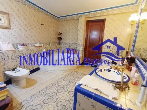 Bathroom of Houses for sale in Córdoba  with Terrace and Swimming Pool