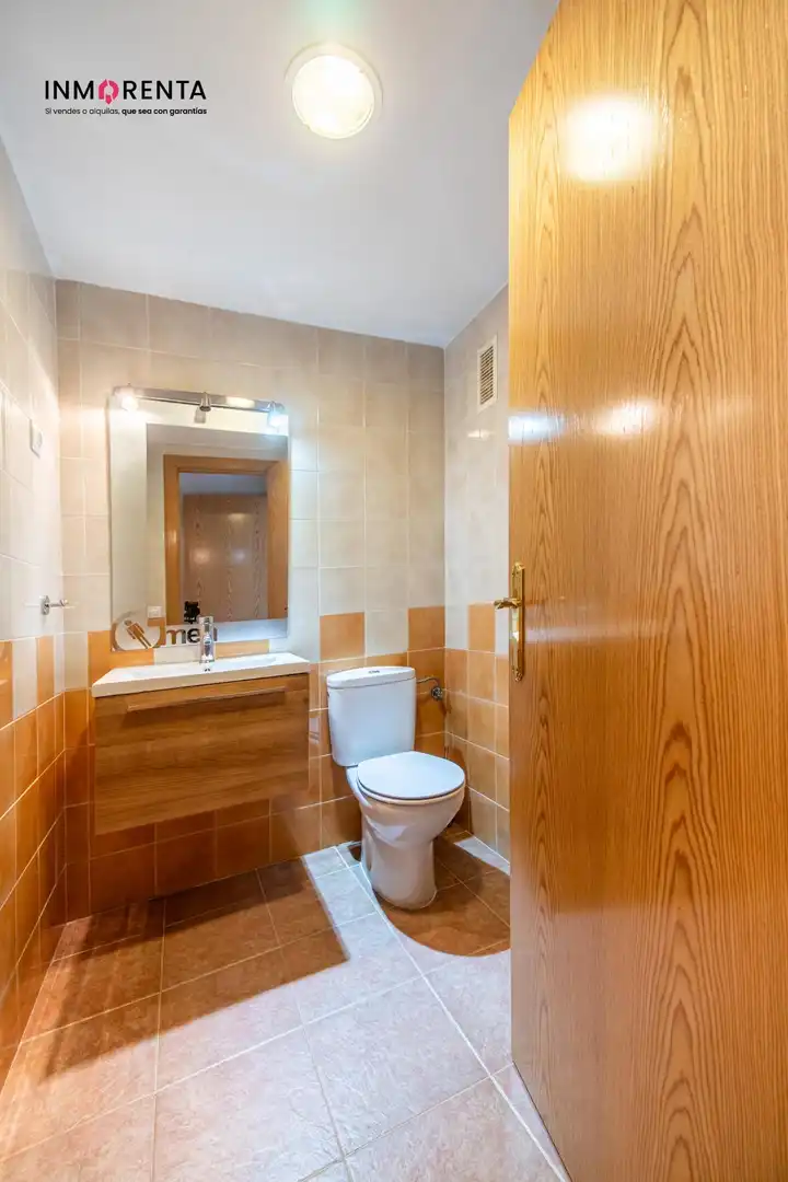 Baño de Piso en venta en Gerindote con Aire acondicionado, Calefacción y Parquet