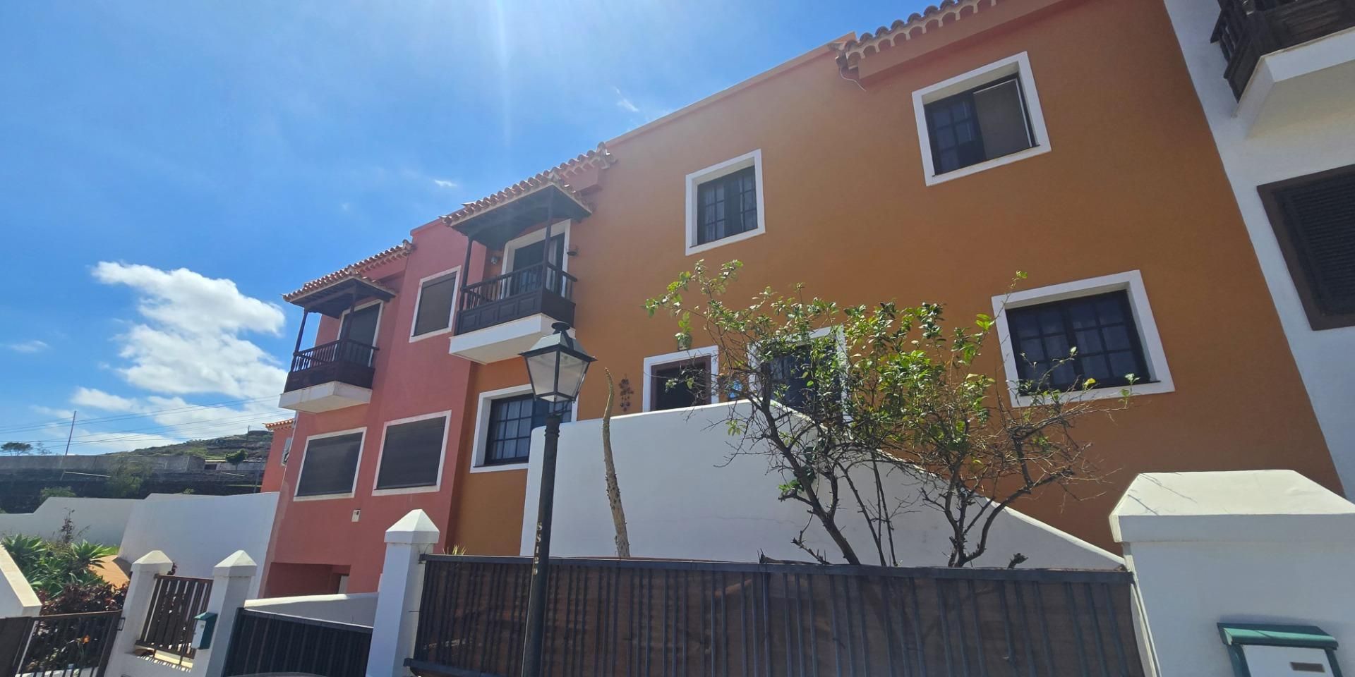 Exterior view of Single-family semi-detached for sale in Candelaria  with Private garden, Terrace and Storage room