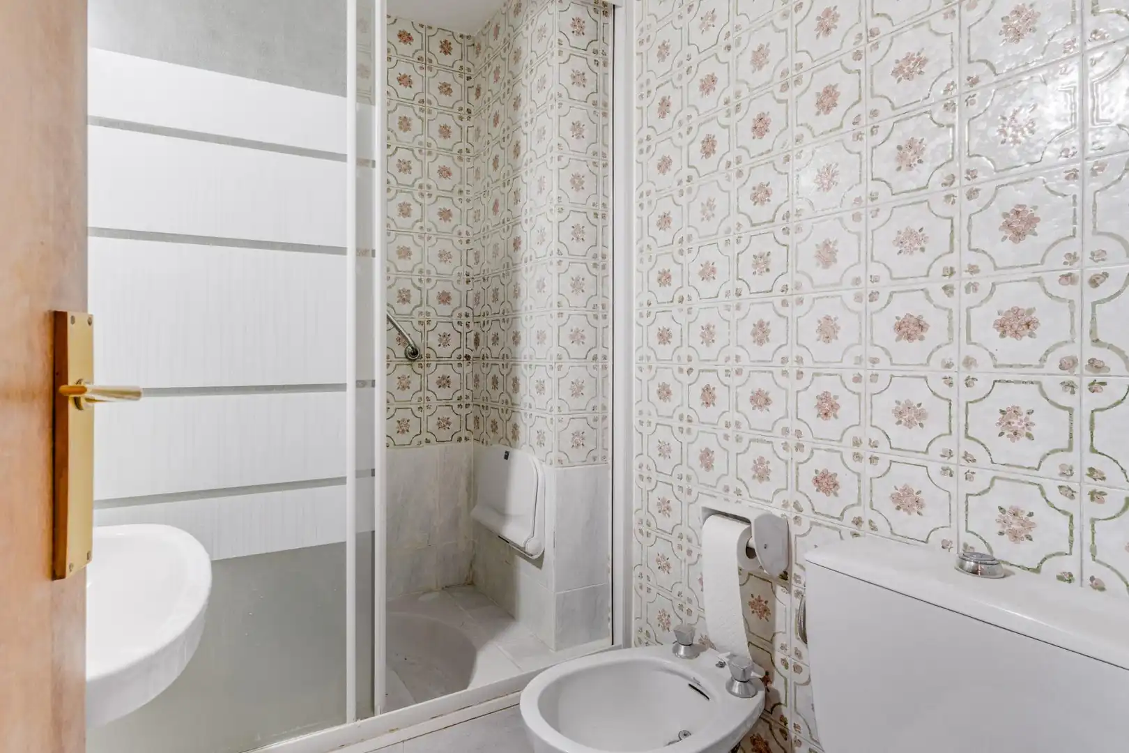 Bathroom of Flat for sale in Barcelona  with Air Conditioner, Heating and Terrace