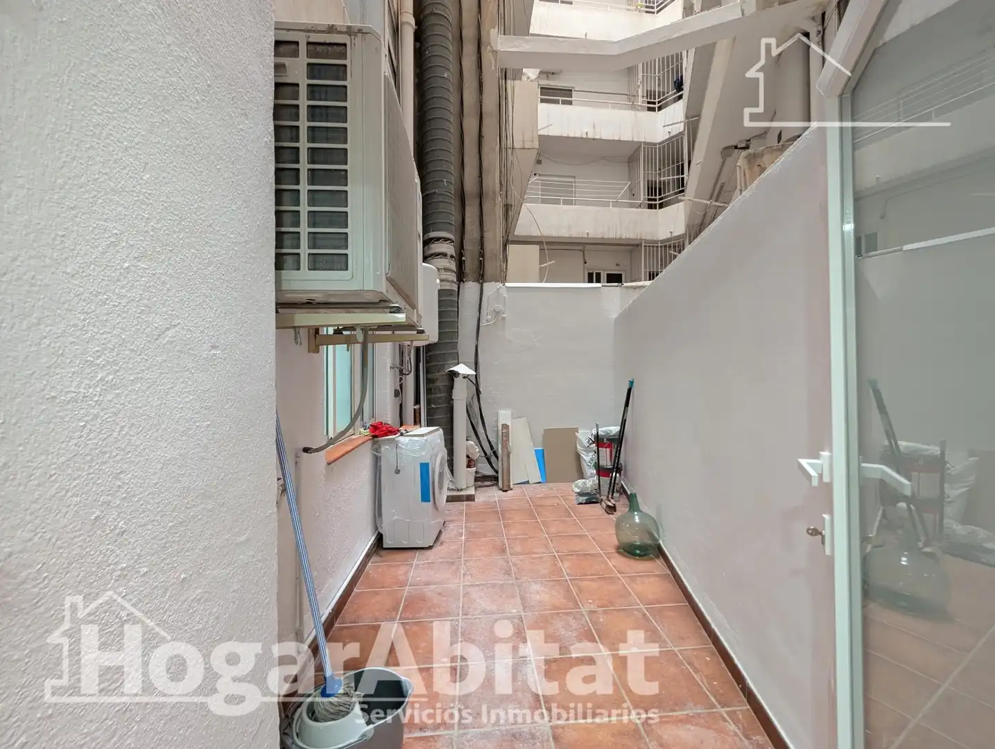 Balcony of Flat for sale in Alicante / Alacant  with Air Conditioner and Furnished
