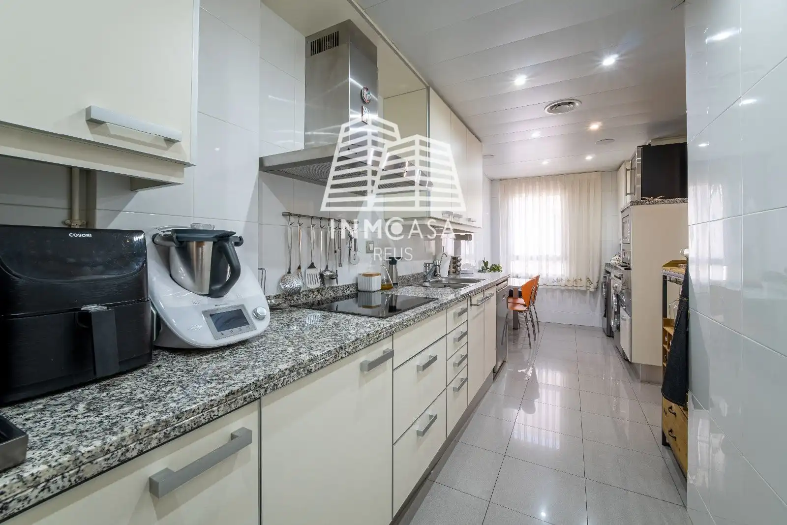 Kitchen of Duplexes for sale in Reus  with Air Conditioner, Terrace and Swimming Pool