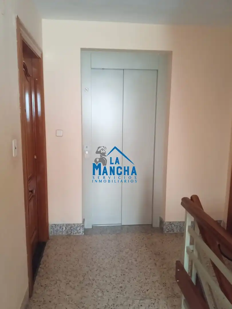 Flat for sale in Almansa  with Furnished and Balcony