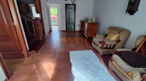 Foto 2 de Casa adosada en venta en A Gándara, Narón