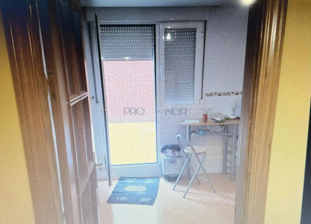 Cocina de Piso en venta en San Andrés del Rabanedo con Calefacción, Terraza y Trastero