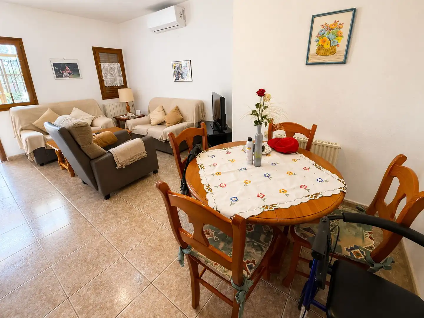 Living room of Houses for sale in Calpe / Calp  with Air Conditioner, Heating and Private garden