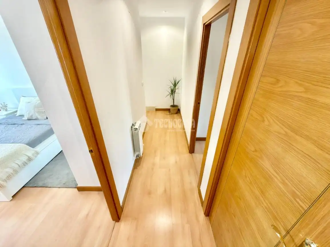Casa adosada en venta en Cabanillas del Campo con Calefacción, Parquet y Trastero