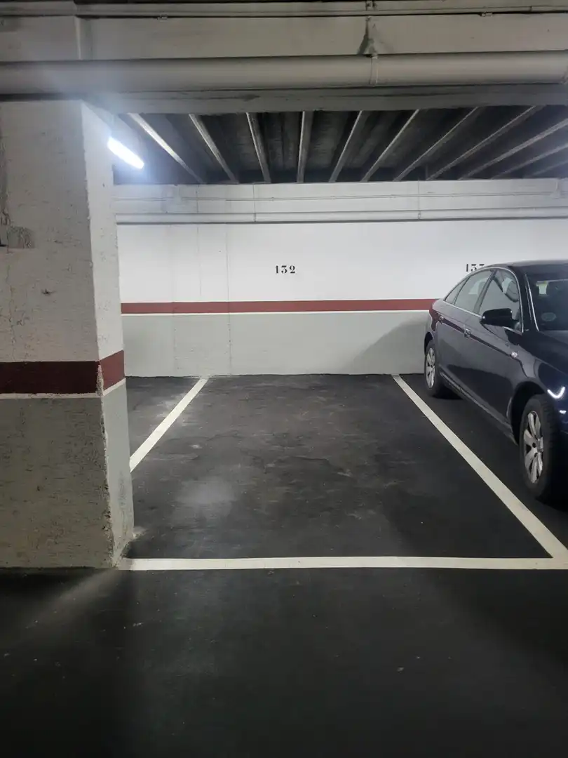 Aparcamiento en venta en Gijón - Ezcurdia