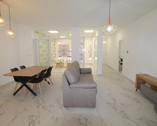 Sala d'estar de Planta baixa en venda en Torrevieja amb Aire condicionat, Parquet i Terrassa