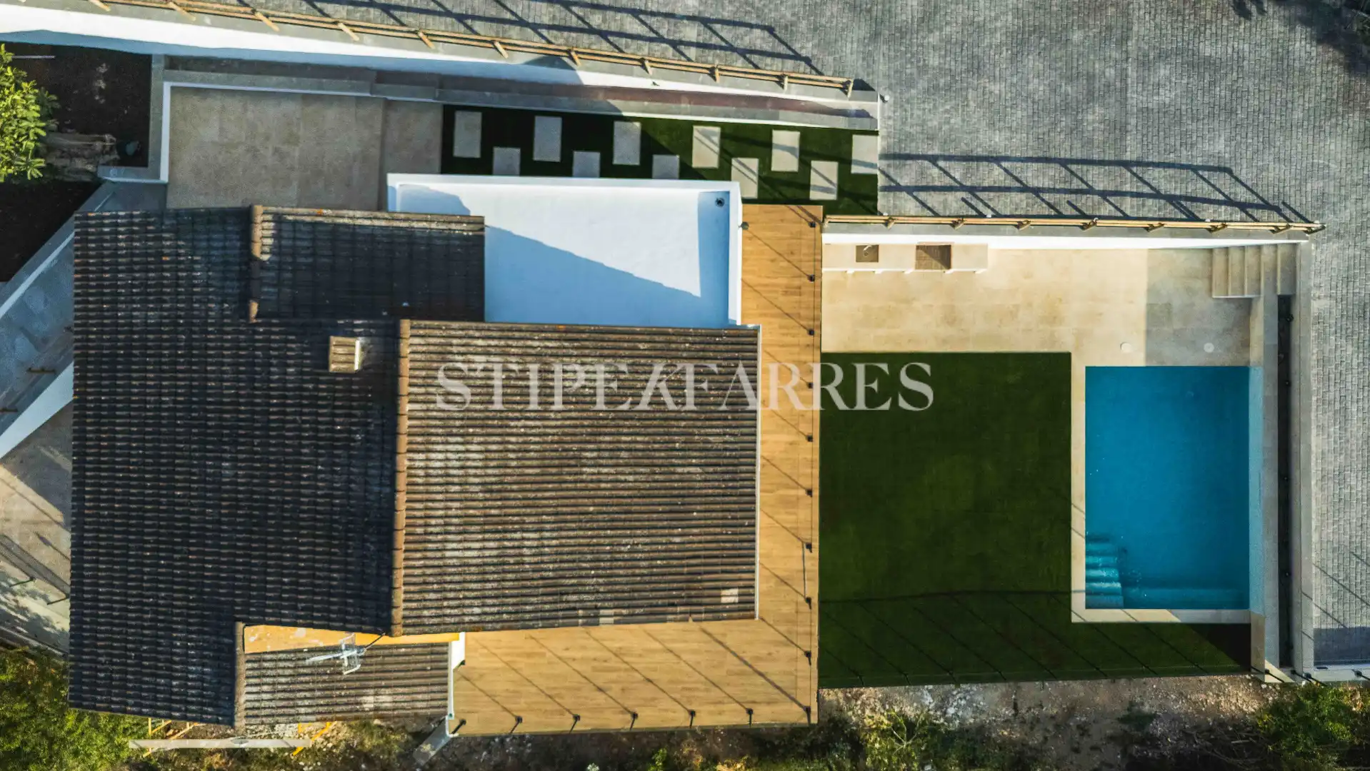 Vista exterior de Casa o xalet en venda en Sant Andreu de Llavaneres amb Aire condicionat, Calefacció i Jardí privat