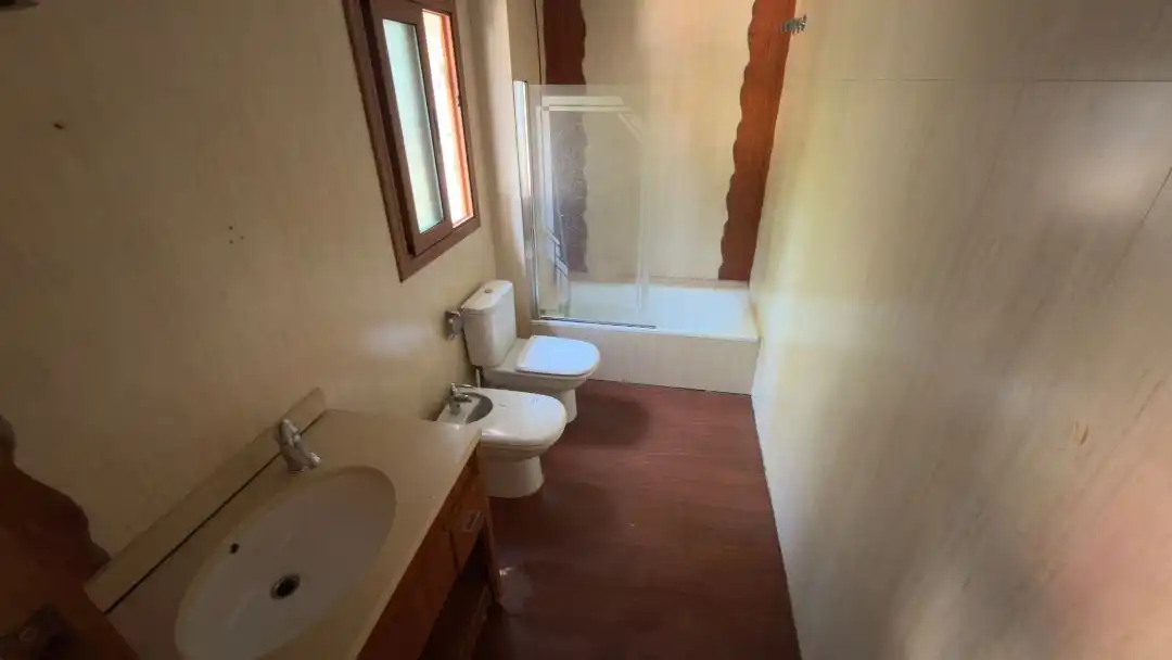Bathroom of Houses for sale in Castellnou - Can Mir - Can Solà