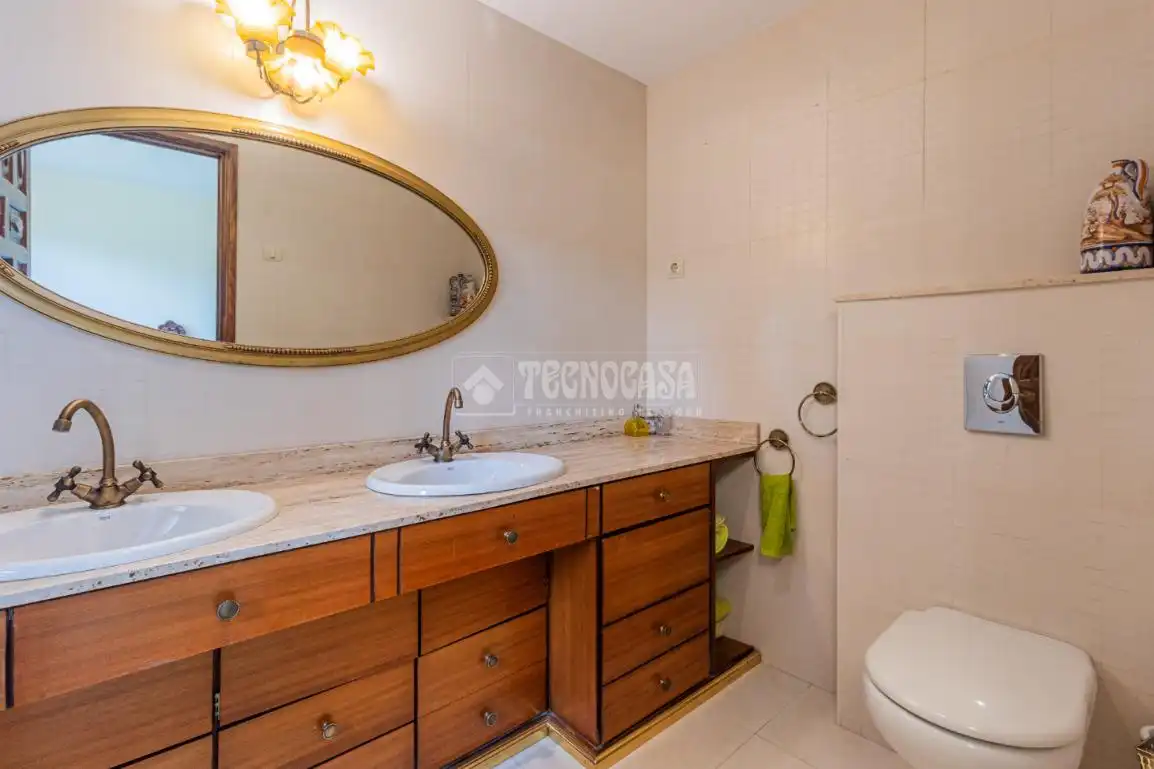 Baño de Casa o chalet en venta en Sant Cugat del Vallès con Aire acondicionado y Terraza