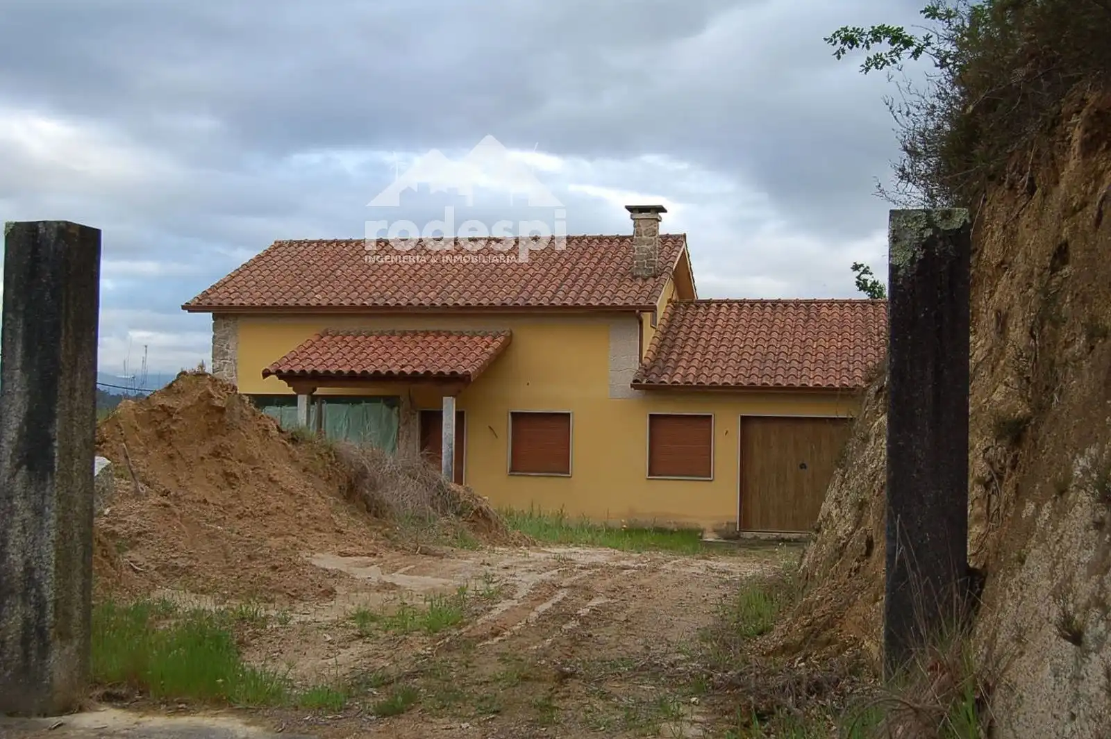 Vista exterior de Casa o chalet en venta en Ponteareas