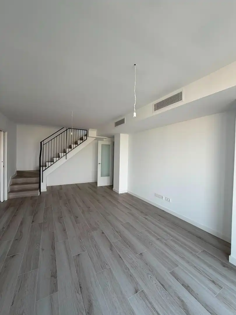Flat for rent in Madrid  with Heating, Terrace and Storage room