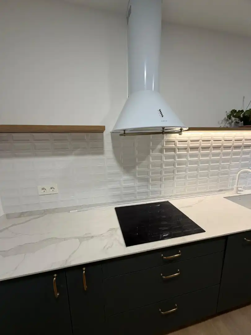Cuina de Apartament de lloguer en Gorliz amb Calefacció, Moblat i Forn