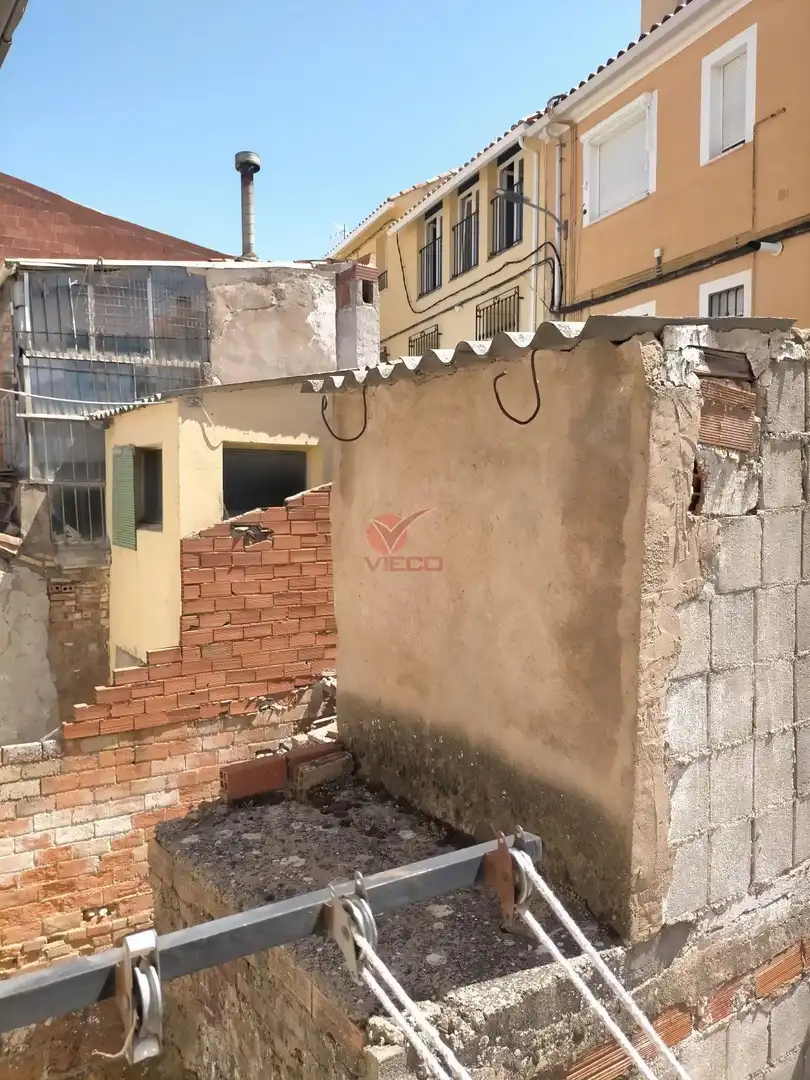 Piso en venta en Cuenca con Calefacción, Jardín privado y Trastero