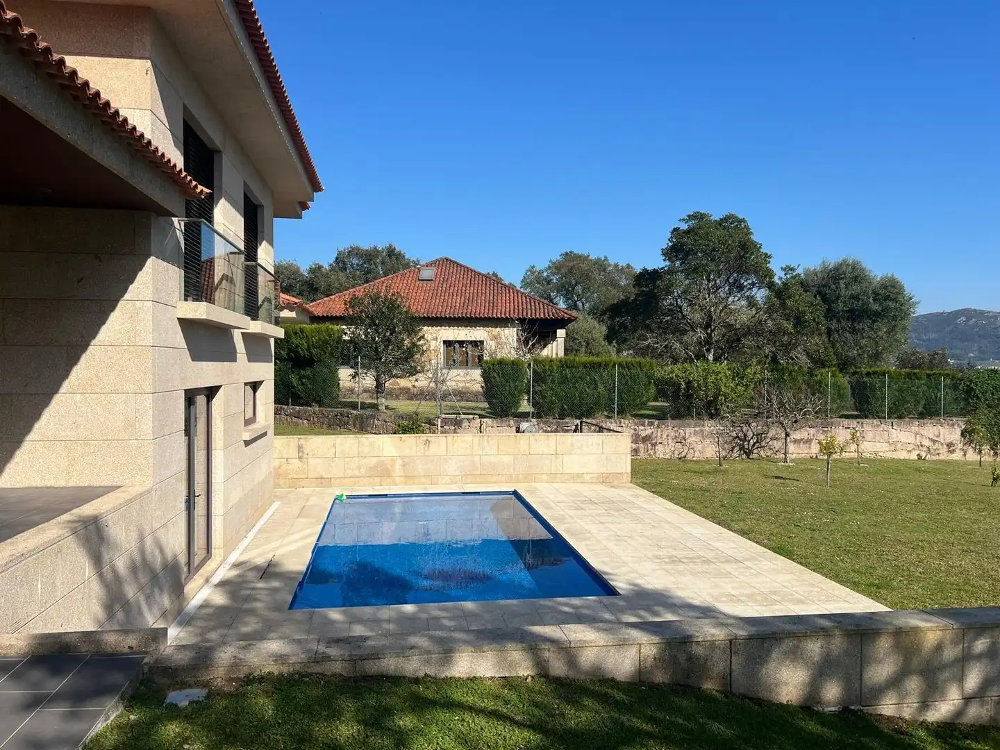 Piscina de Casa o chalet en venta en O Rosal   con Calefacción, Jardín privado y Terraza