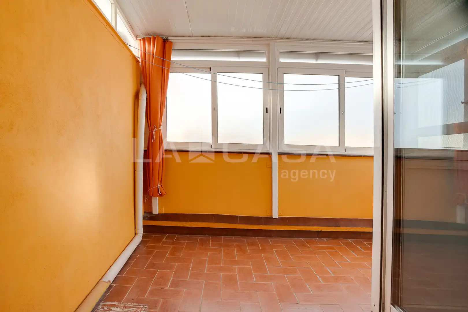 Balcony of Attic for sale in L'Hospitalet de Llobregat  with Terrace