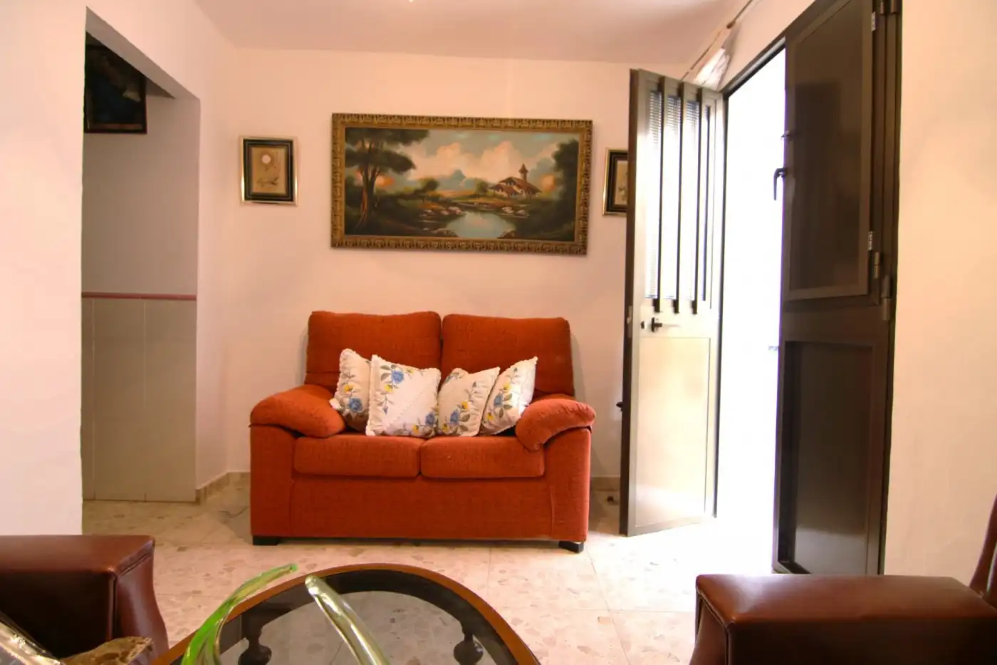 Sala d'estar de Casa o xalet en venda en Tolox amb Terrassa, Traster i Moblat