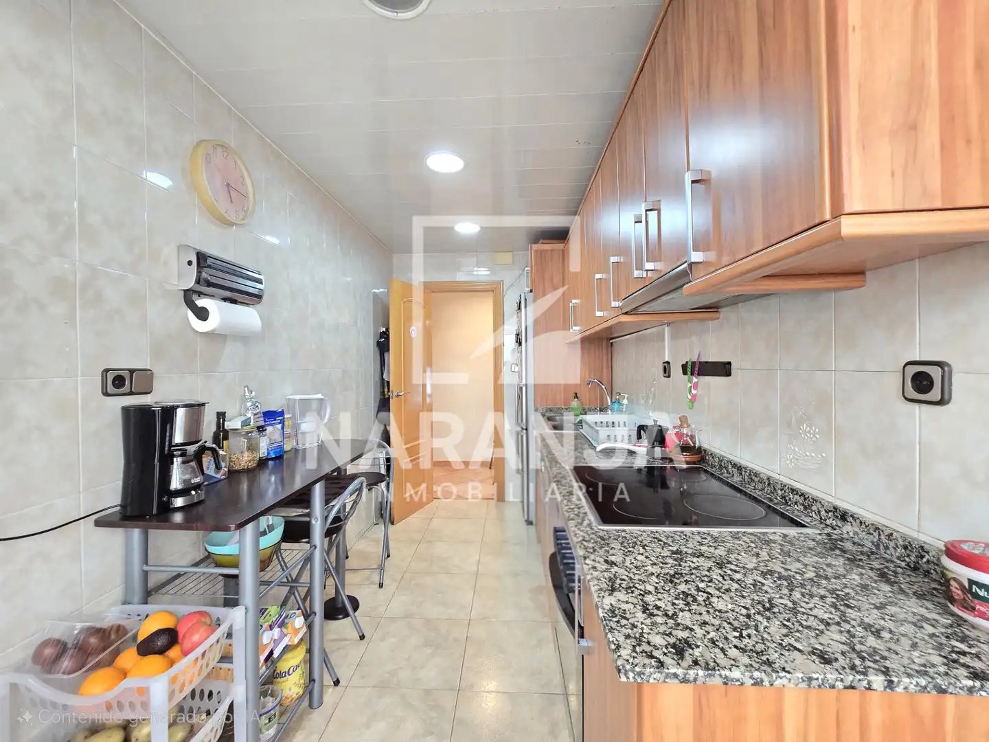 Küche von Wohnung zum Verkauf in Santa Coloma de Gramenet mit Balkon