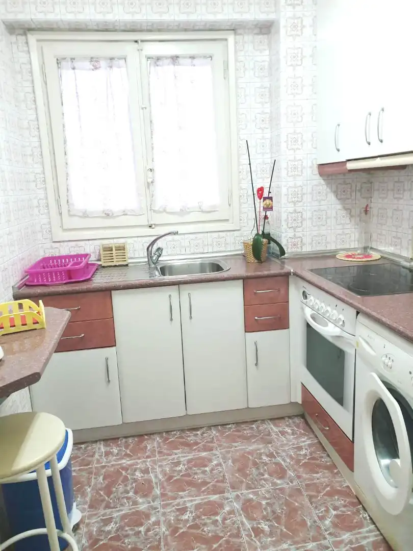 Kitchen of Flat for rent in Zaragoza  with Heating, Parquet flooring and Furnished