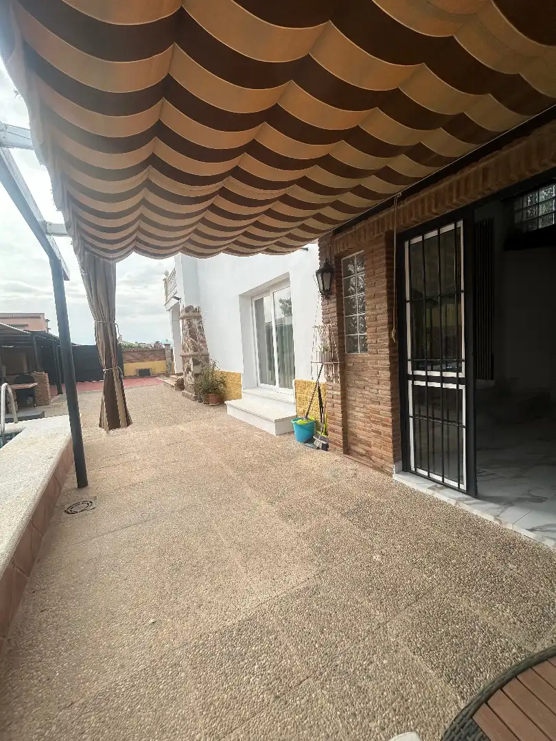 Terrassa de Casa o xalet en venda en Alhaurín de la Torre amb Aire condicionat, Jardí privat i Terrassa