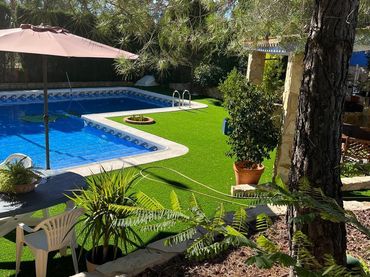 Xalet amb piscina en venda a Calle QUINCE - LOS CONEJOS I