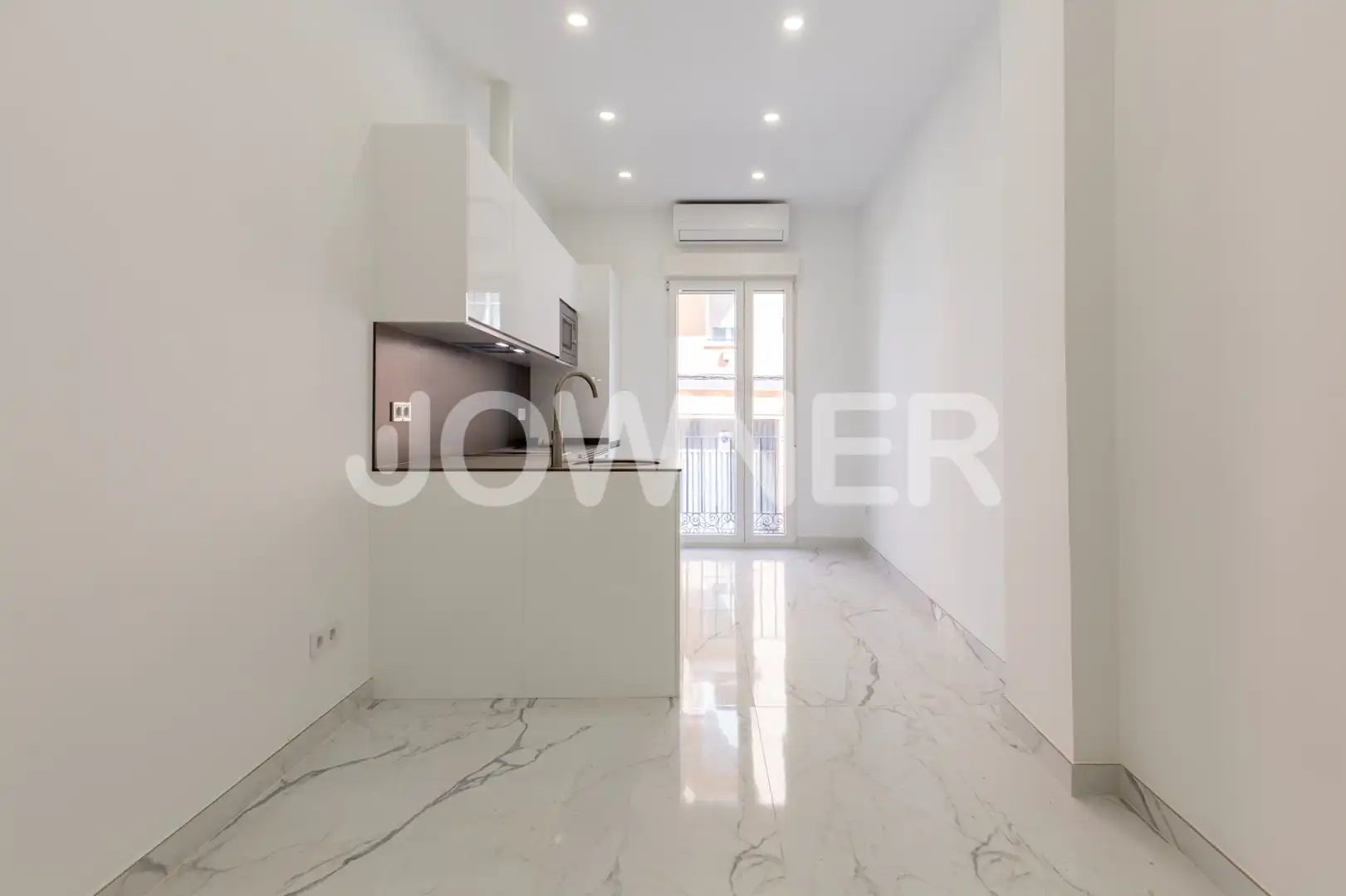Flat with terrace for sale in Calle de Hermosilla, imagen 3