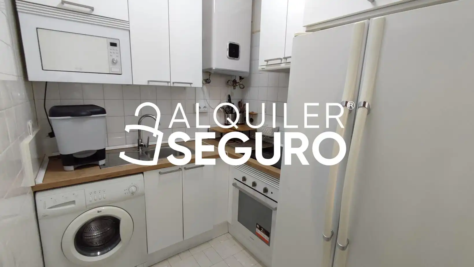 Cuina de Pis de lloguer en Madrid amb Calefacció i Moblat