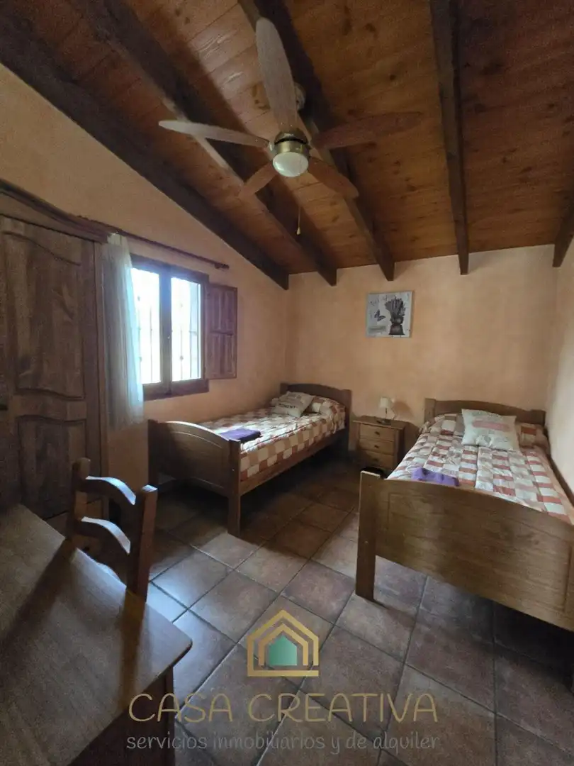 Habitación de Casa o chalet en venta en Chella con Aire acondicionado, Jardín privado y Amueblado
