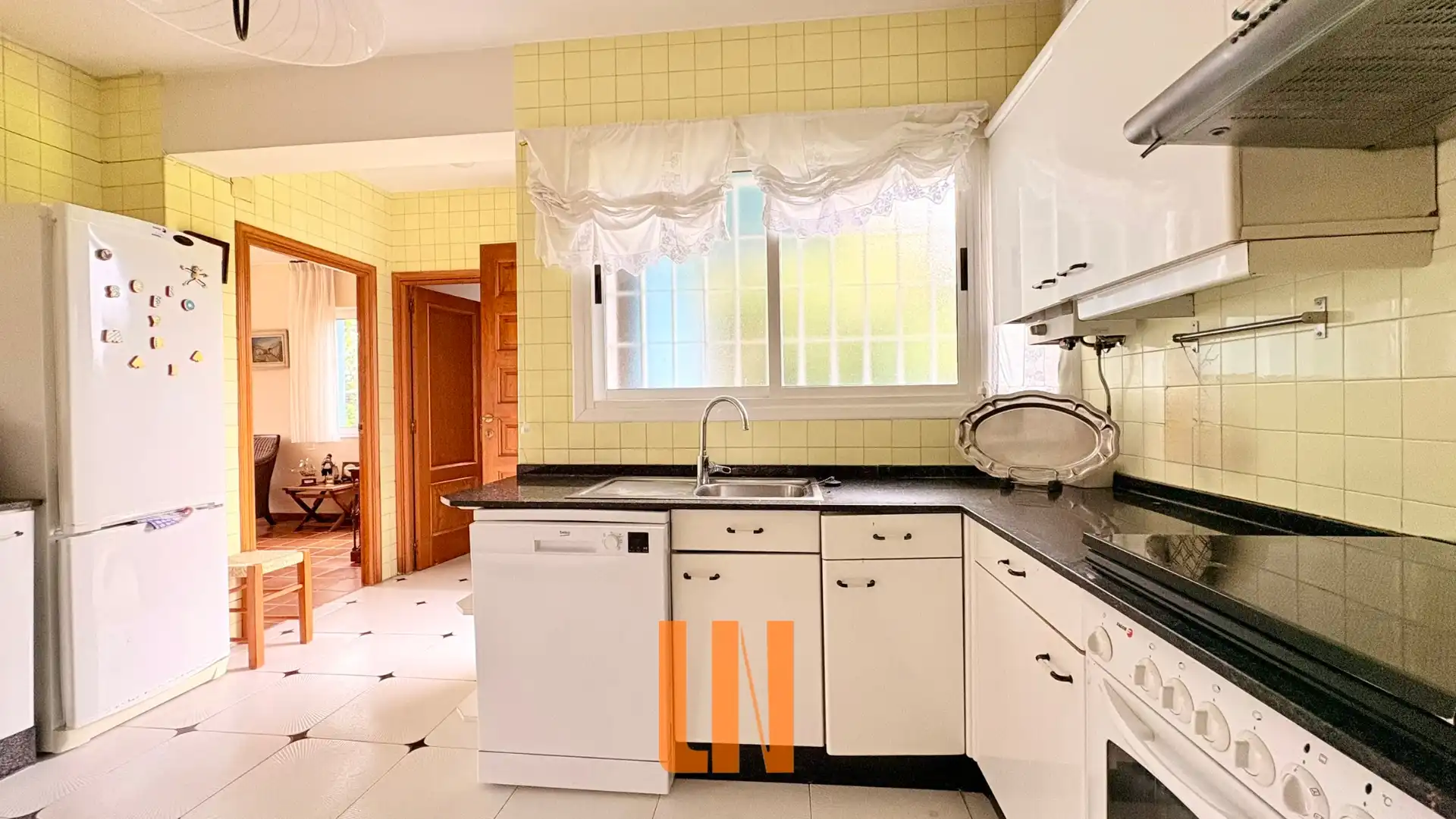 Kitchen of Houses for sale in Oleiros  with Heating, Private garden and Parquet flooring