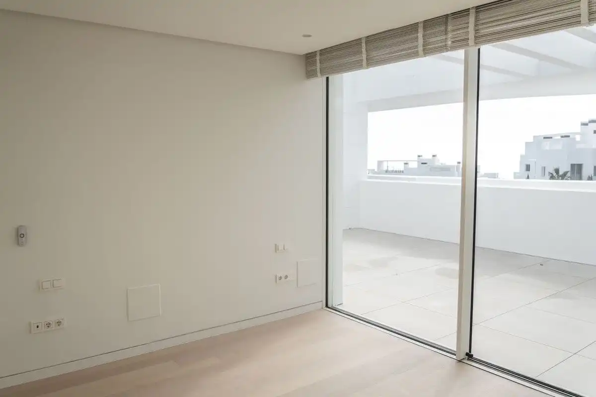 Habitación de Dúplex en venta en Marbella con Terraza y Piscina comunitaria
