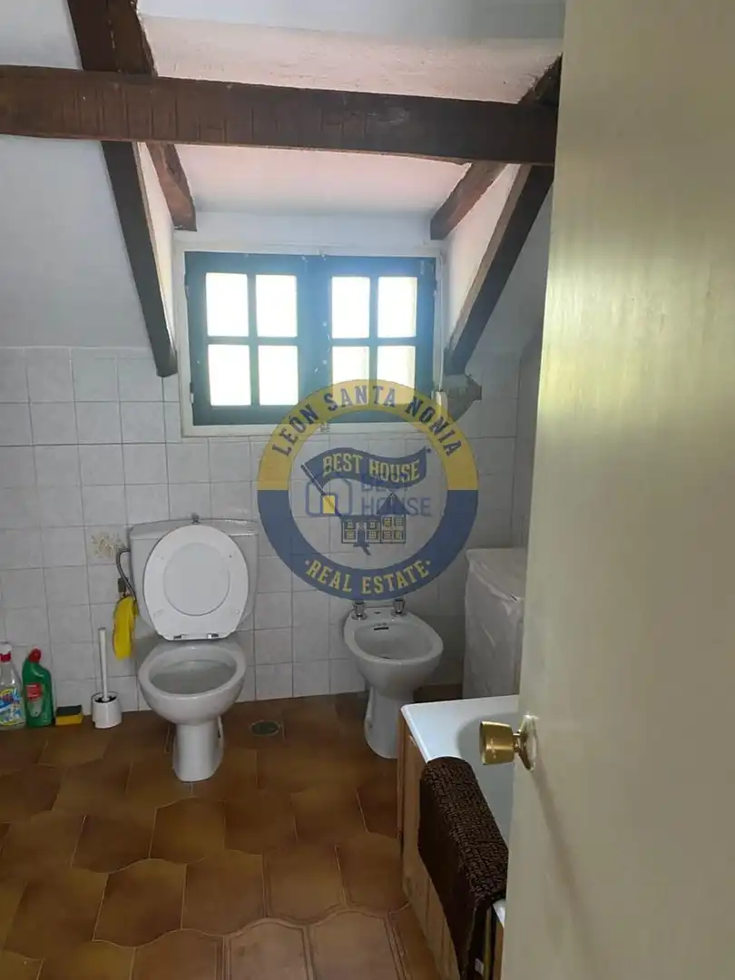 Baño de Casa o chalet en venta en Garrafe de Torío con Calefacción, Jardín privado y Parquet
