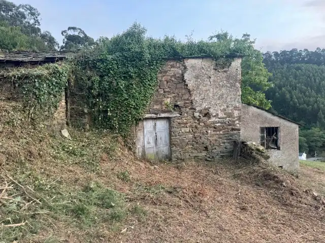 Country house zum Verkauf in Castropol